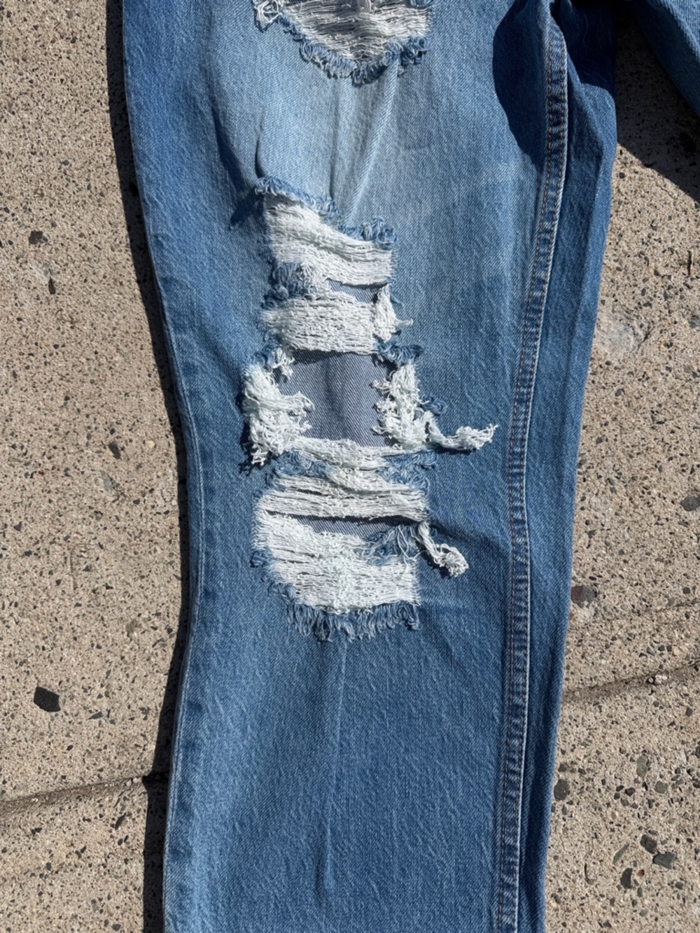 AERO Distressed Blue Ripped Jeans - Picture 7 of 9